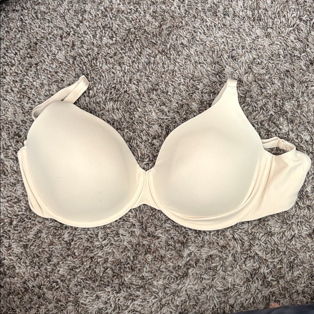 SKIMS Light Beige Smooth T-Shirt Bra